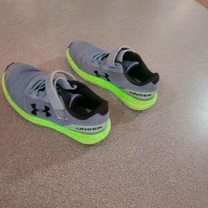Under Armour size 13